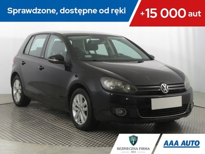 Volkswagen Golf VI Hatchback 5d 1.6 TDI-CR DPF 90KM 2012