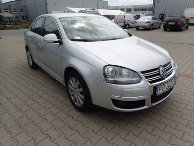 Volkswagen Jetta V 1.4 TSI 160KM 2009