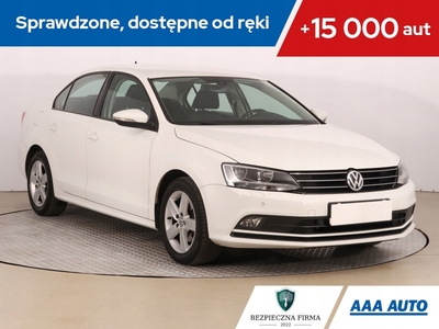 Volkswagen Jetta VI Sedan Facelifting 2.0 TDI 110KM 2014