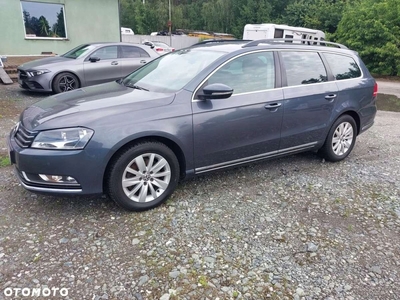 Volkswagen Passat B7 Variant 1.4 TSI BlueMotion 122KM 2011