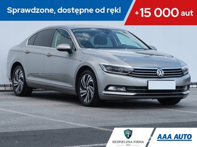 Volkswagen Passat B8 Limousine 1.4 TSI BlueMotion Technology 125KM 2017