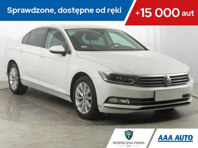 Volkswagen Passat B8 Limousine 1.8 TSI BlueMotion Technology 180KM 2018