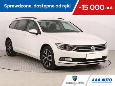 Volkswagen Passat B8 Variant 1.4 TSI BlueMotion Technology 125KM 2018