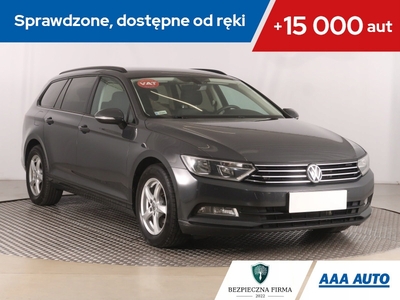 Volkswagen Passat B8 Variant 2.0 TDI 150KM 2015