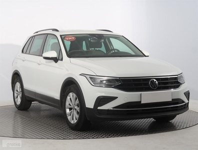 Volkswagen Tiguan , Salon Polska, 1. Właściciel, DSG, VAT 23%, Klimatronic,