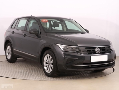 Volkswagen Tiguan Salon Polska, 1. Właściciel, VAT 23%, Klimatronic, Tempomat,