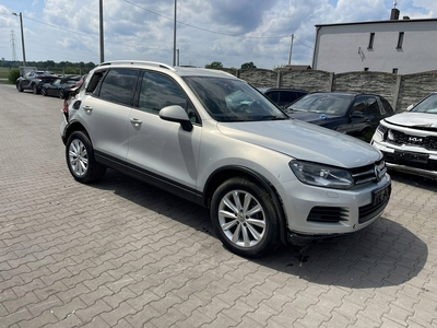 Volkswagen Touareg II SUV 3.0 V6 TDI BlueMotion 245KM 2012