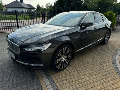 Volvo S90 II Sedan Plug-In Facelifting 2.0 T8 Plug-In Hybrid 391KM 2021