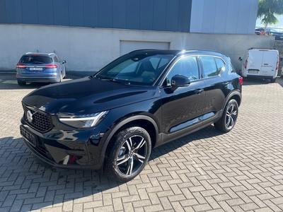 Volvo XC40 2024