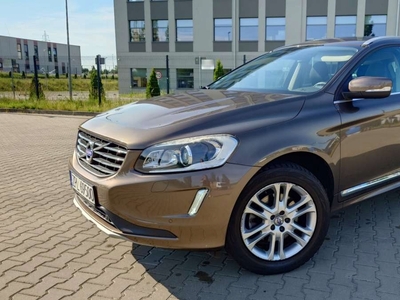 Volvo XC60 I SUV Facelifting 2.4 D5 220KM 2016