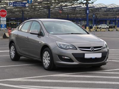 Opel Astra 2015 1.4 T LPG 134973km ABS klimatyzacja manualna