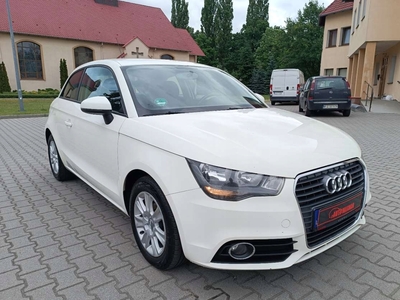 Audi A1 I Hatchback 3d 1.6 TDI 105KM 2011