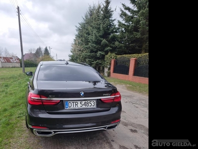 BMW 740 SAMOCHÓD NA ZAMÓWIENIE,