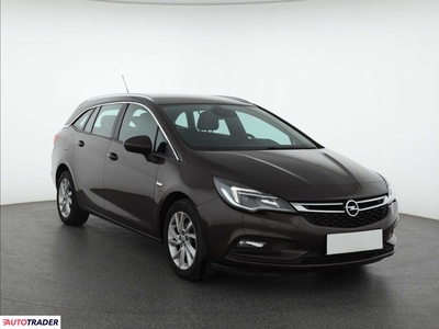 Opel Astra 1.6 134 KM 2017r. (Piaseczno)