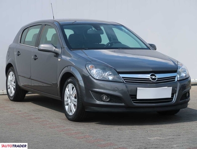 Opel Astra 1.7 108 KM 2009r. (Piaseczno)