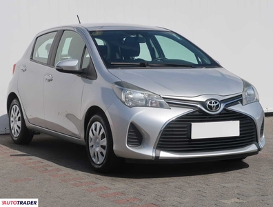 Toyota Yaris 1.0 68 KM 2015r. (Piaseczno)