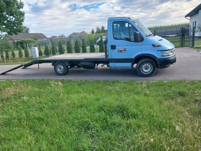 Auto laweta iveco Daily 2,8