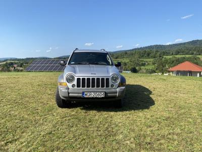 Jeep cherokee kj 2.8crd manual 4x4 terenowe.