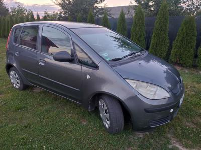 Mitsubishi Colt małe miejskie auto