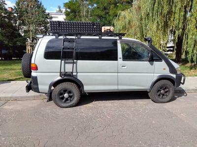 Mitsubishi Delica Space Gear L400 4x4 wyprawowy ryby camping Ukraina