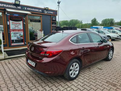 Opel Astra J GTC 1.4 Turbo ECOTEC 140KM 2017