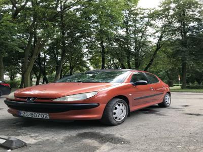 Peugeot 206, 1.1