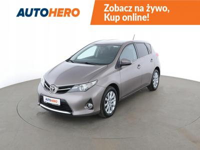 Toyota Auris II Hatchback 5d Valvematic 130 132KM 2014