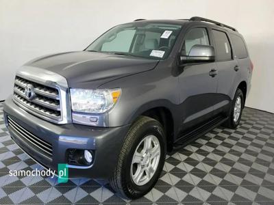 Toyota Sequoia