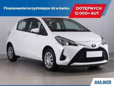 Toyota Yaris III Hatchback 5d Facelifting 2017 1.0 VVT-i 72KM 2020