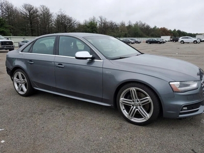 Audi A4 B8 S4 Limousine Facelifting 3.0 TFSI 333KM 2013