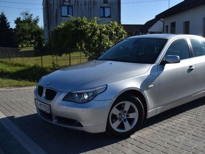 BMW Seria 5 E60 Sedan 2.5 525i 192KM 2004