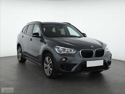 BMW X1 F48 , Salon Polska, Serwis ASO, Automat, Navi, Klimatronic,