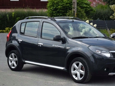 Dacia Sandero I Hatchback 5d 1.6 MPI 84KM 2012