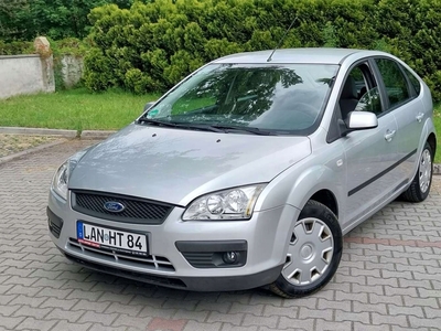 Ford Focus II Hatchback 5d 1.6 Duratec 100KM 2007