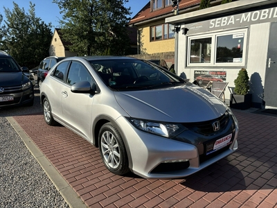 Honda Civic IX Hatchback 5d 1.4 i-VTEC 100KM 2012