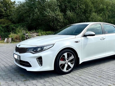 Kia Optima II Sedan 2.0 T-GDI 245KM 2017