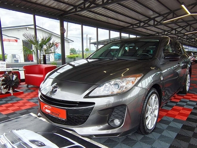 Mazda 3 II Hatchback Facelifting 1.6 MZ-CD 115KM 2013