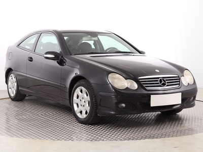 Mercedes-Benz Klasa C W203 GAZ, VAT 23%, Klimatronic, Tempomat, Podgrzewane siedzienia,