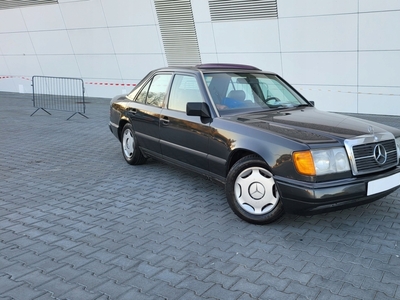 Mercedes W124 1986