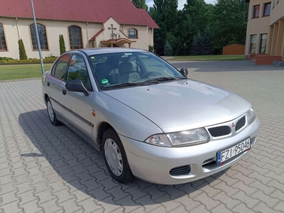 Mitsubishi Carisma Sedan 1.8 16V GDI 125KM 1998