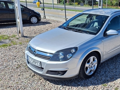 Opel Astra H Opel Astra Sport Cosmo 1.9 Cdti Xenon Skory