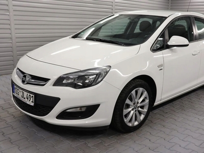 Opel Astra J Hatchback 5d Facelifting 1.4 87KM 2013