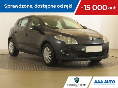 Renault Megane III Hatchback 1.6 16v 110KM 2009