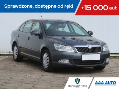 Skoda Octavia II Hatchback Facelifting 1.4 TSI 122KM 2010