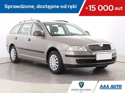 Skoda Octavia II Kombi 1.6 MPI 102KM 2011