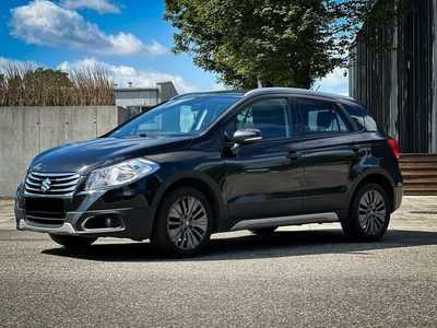 Suzuki SX4 S-Cross 4x4 - 1.6 Benzyna