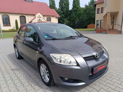 Toyota Auris I Hatchback 1.6 Valvematic 132KM 2010