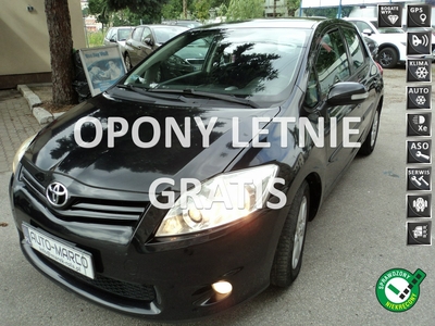 Toyota Auris I spredam TOYOTE AURISA