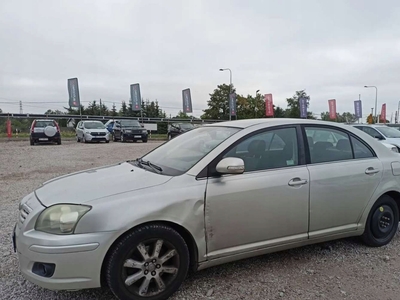 Toyota Avensis II Sedan 2.0 D-4D 126KM 2007