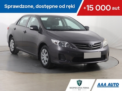 Toyota Corolla X Sedan 1.6 Valvematic 132KM 2010